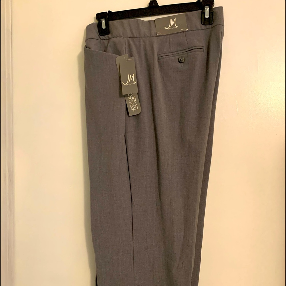 JM COLLECTION PAIR OF DRESS SLACKS. NWT. SIZE 16.